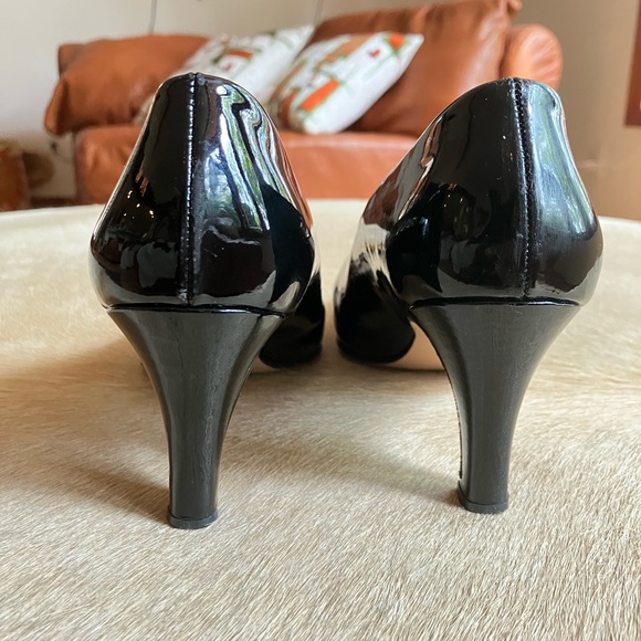 Bally shoes- height of quiet luxury- mob wife - Picture 10 of 12